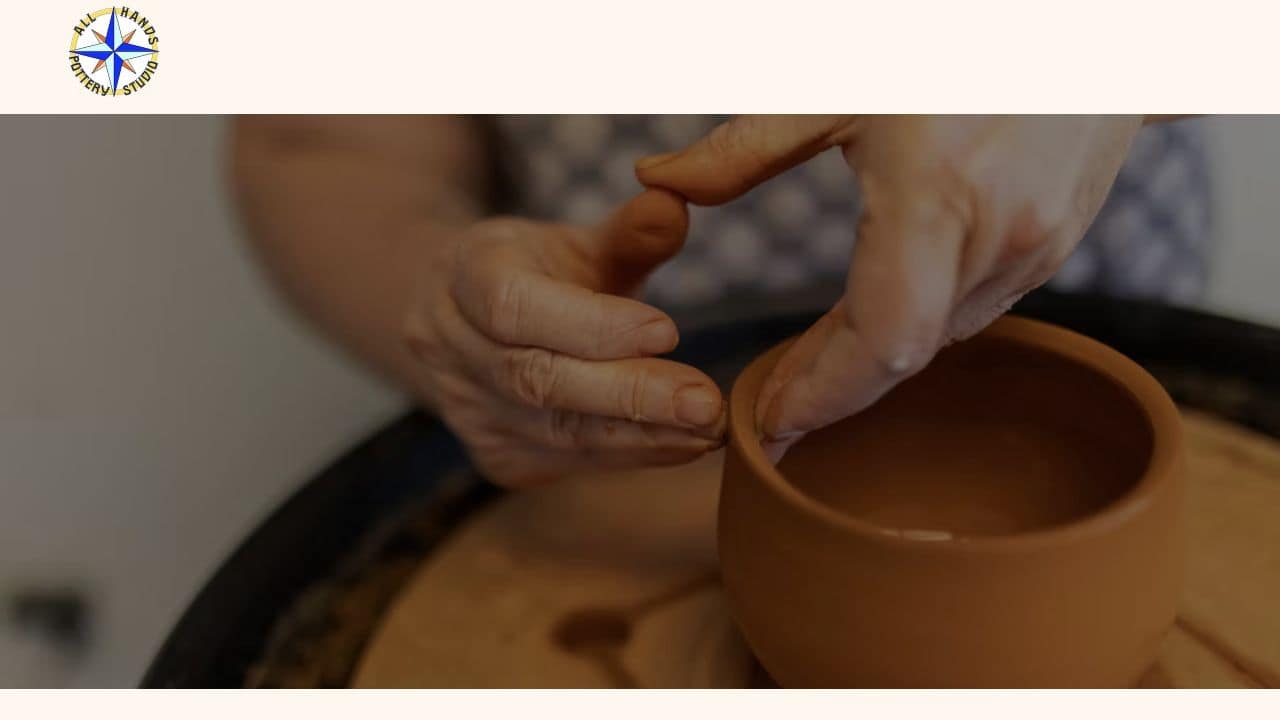 Обложка разбора: All Hands Pottery: курсы, события и open studio